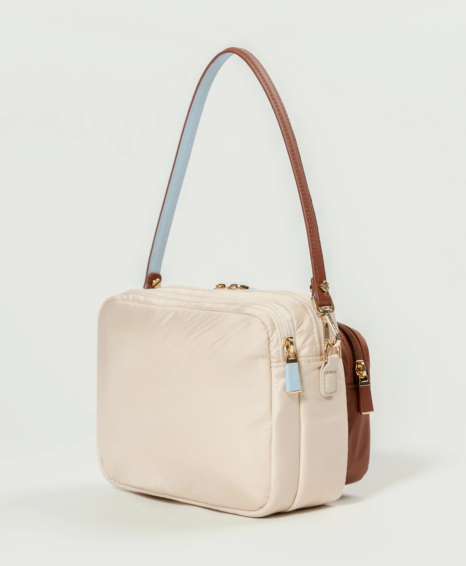 Cleo - Image 8
