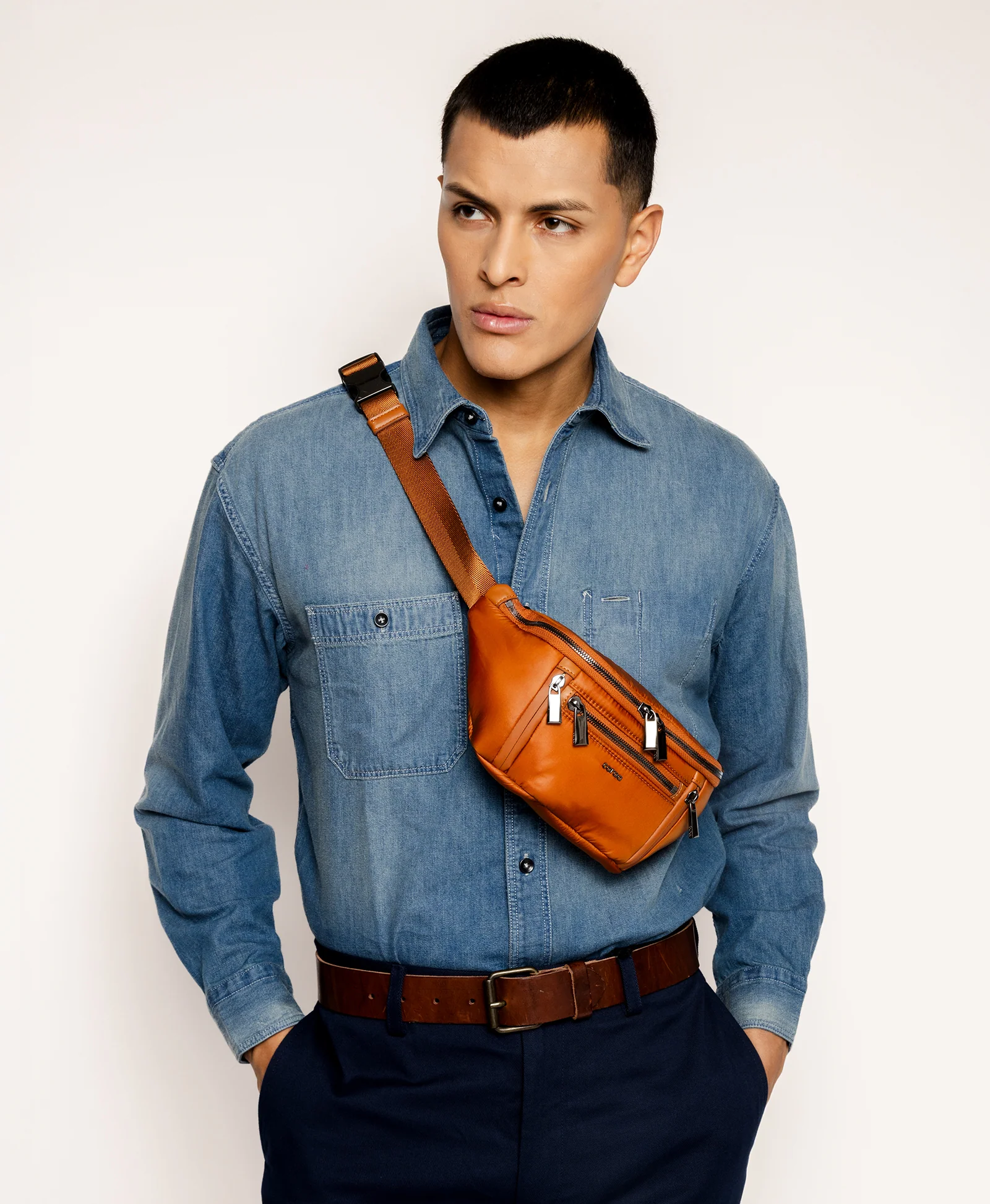 Sling Small - Image 8
