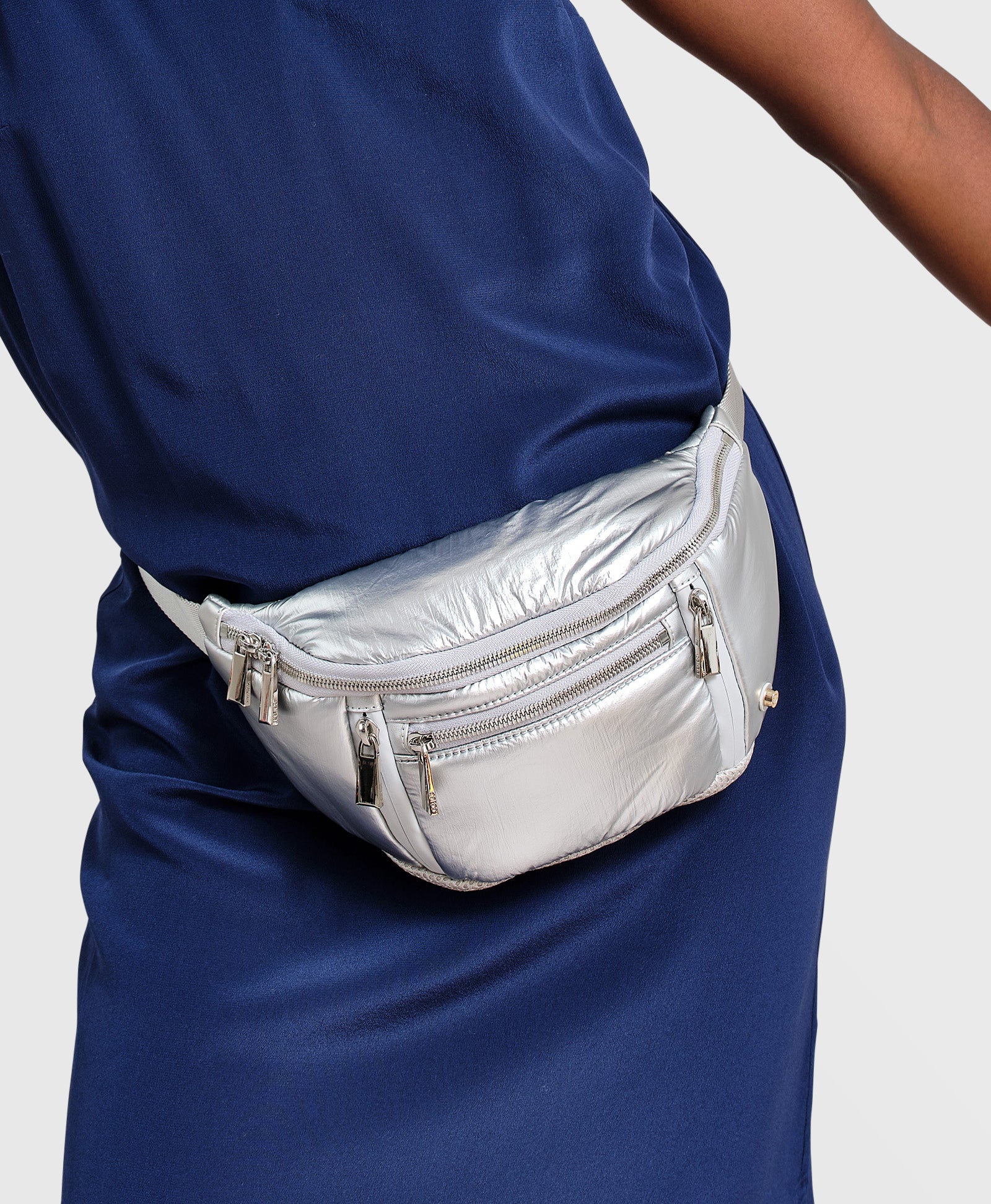 Sling Small - Image 8