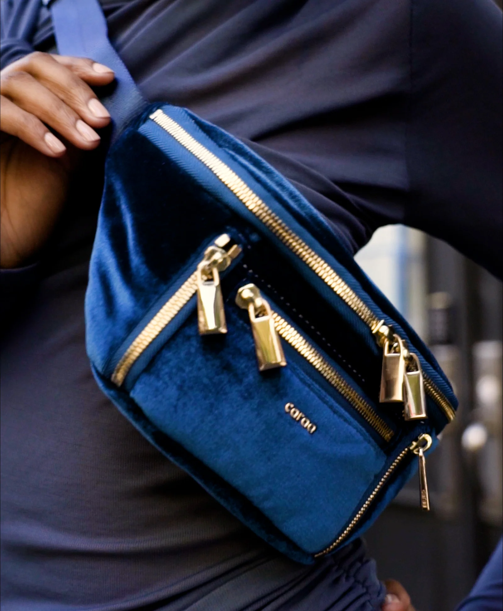 Sling Small Velvet - Image 7