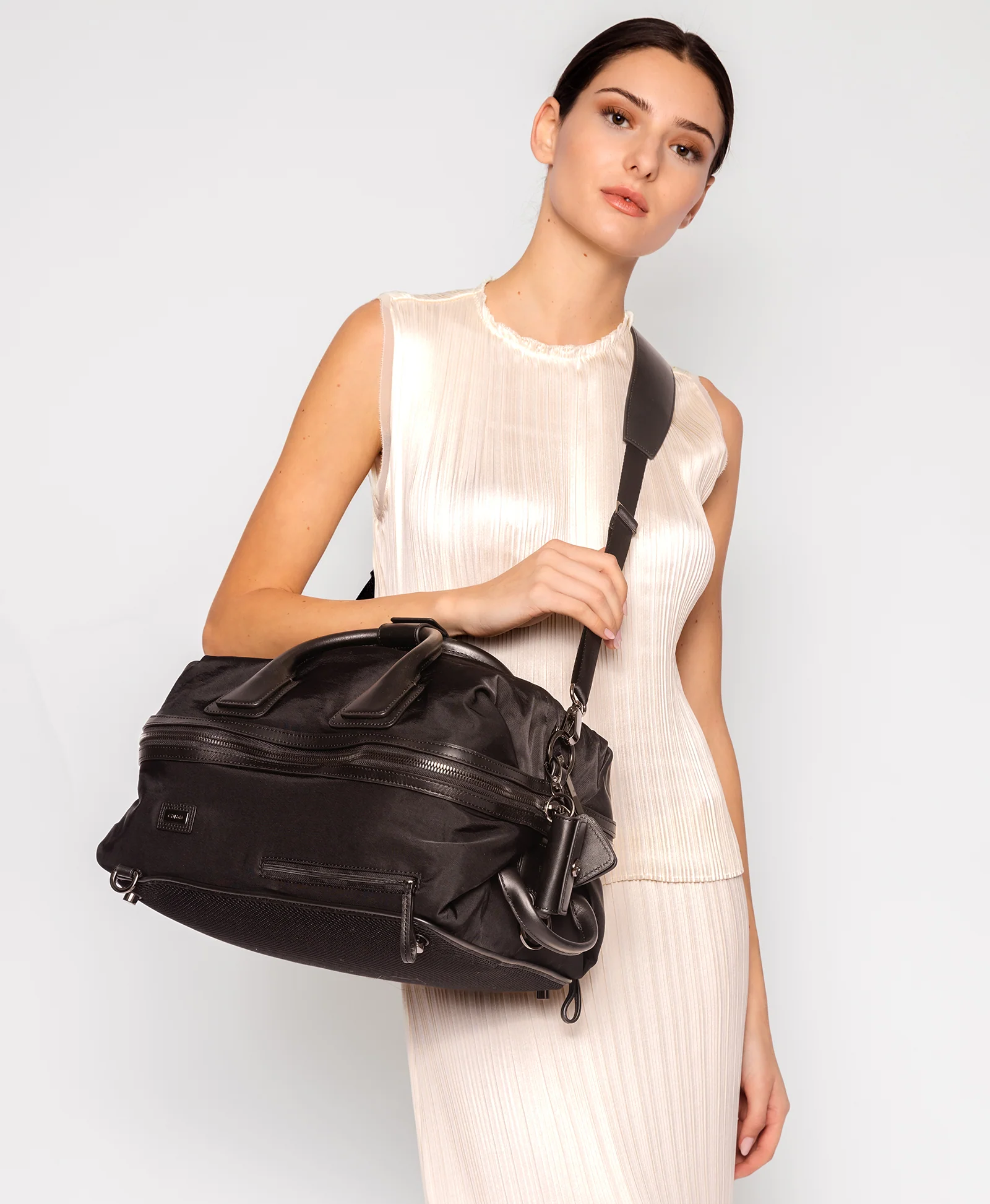 Studio Bag Medium - Image 10